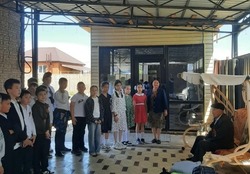 Приволжские школьники поздравили труженика тыла с Днем Победы