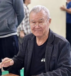 Приволжане поздравили с юбилеем любимого учителя