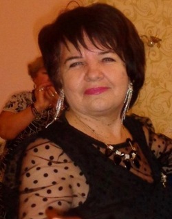 Жительницу и общественника Приволжского района поздравляют с 70-летием 