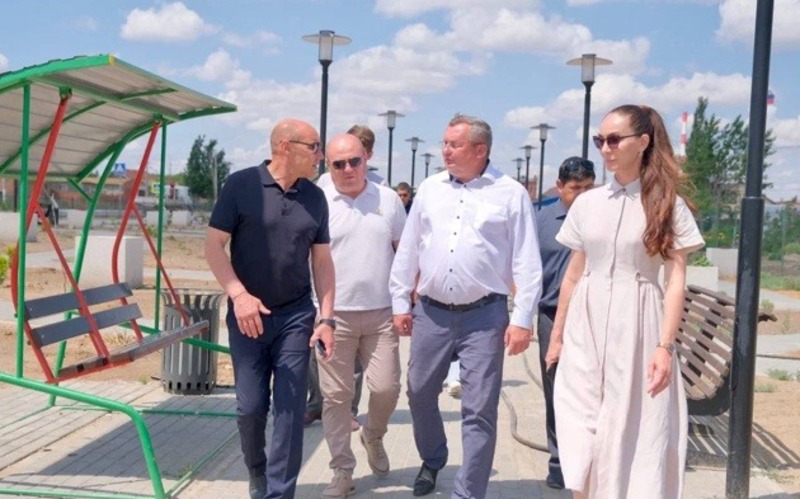 Председатель Думы Игорь Мартынов посетил более 10 объектов в Приволжском районе