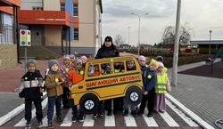 С приволжскими малышами провели акцию «Шагающий автобус»