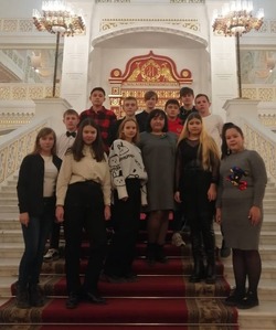 Приволжские школьники посещают театры по «Пушкинской карте»