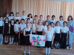 В школе Приволжского района прошёл День мира