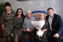 Приволжской семье вручили медаль «За сохранение семейных ценностей»