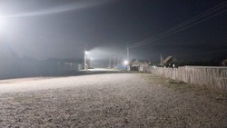 В сёлах Приволжского района устанавливают фонари уличного освещения