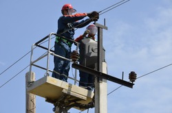 Энергетики проводят ремонты электрооборудования в Приволжском районе 