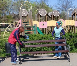 В Приволжском районе проходят масштабные субботники