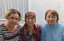 Жителей села Три Протока поздравили с юбилейными датами 