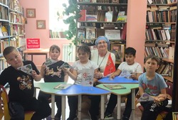 Приволжане узнают больше о воинах-жителях Астраханской области и пишут письма бойцам