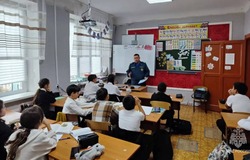 Сотрудники МЧС проводят уроки для школьников Приволжского района